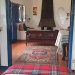 Sondela Self Catering *
